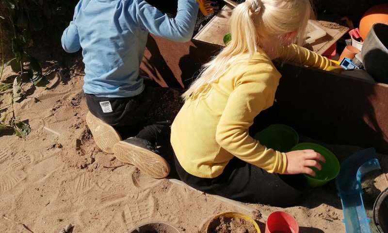 Børn og legeplads Børn og legeplads